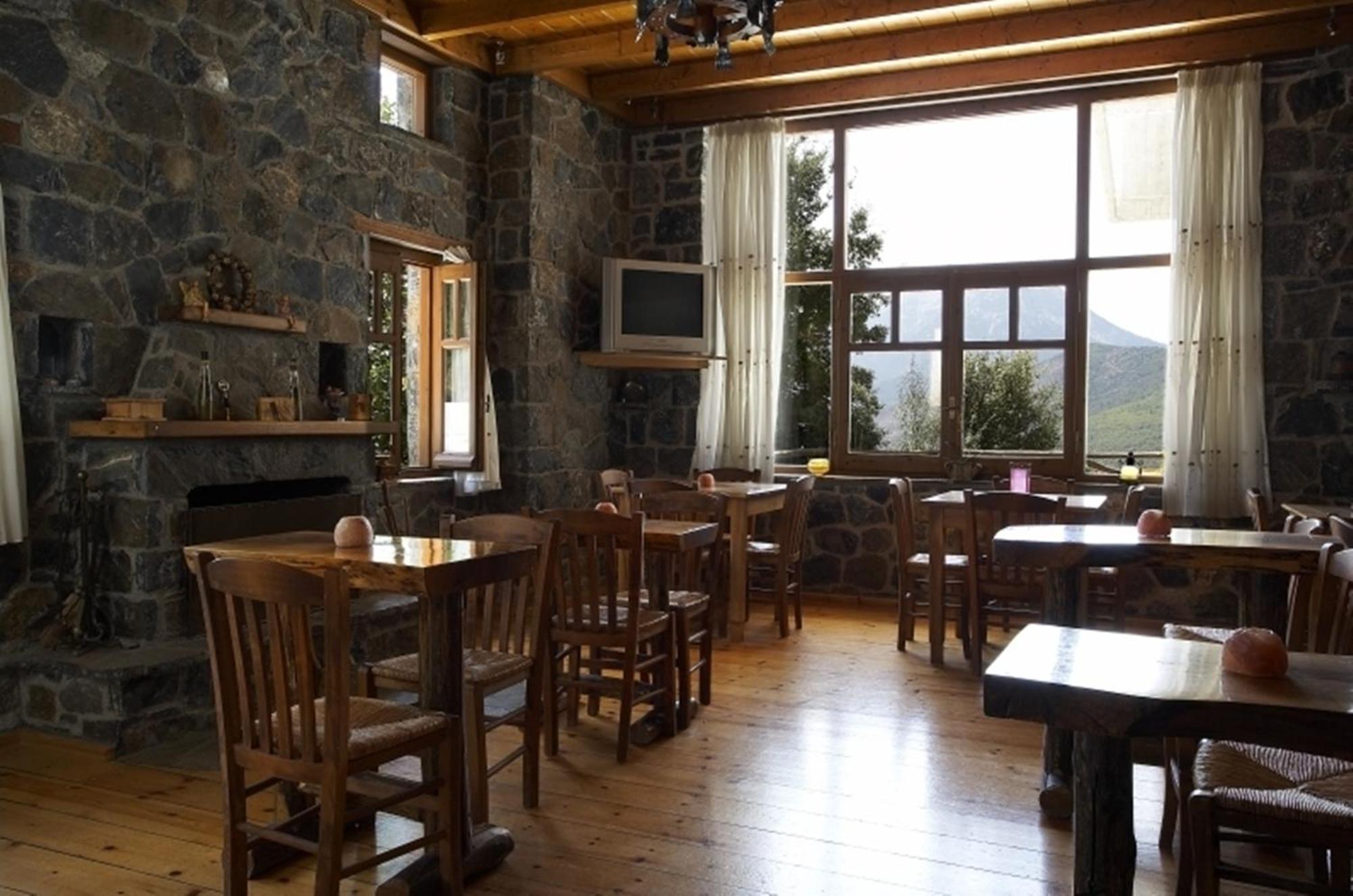 Hotel Semeli Goura Esterno foto